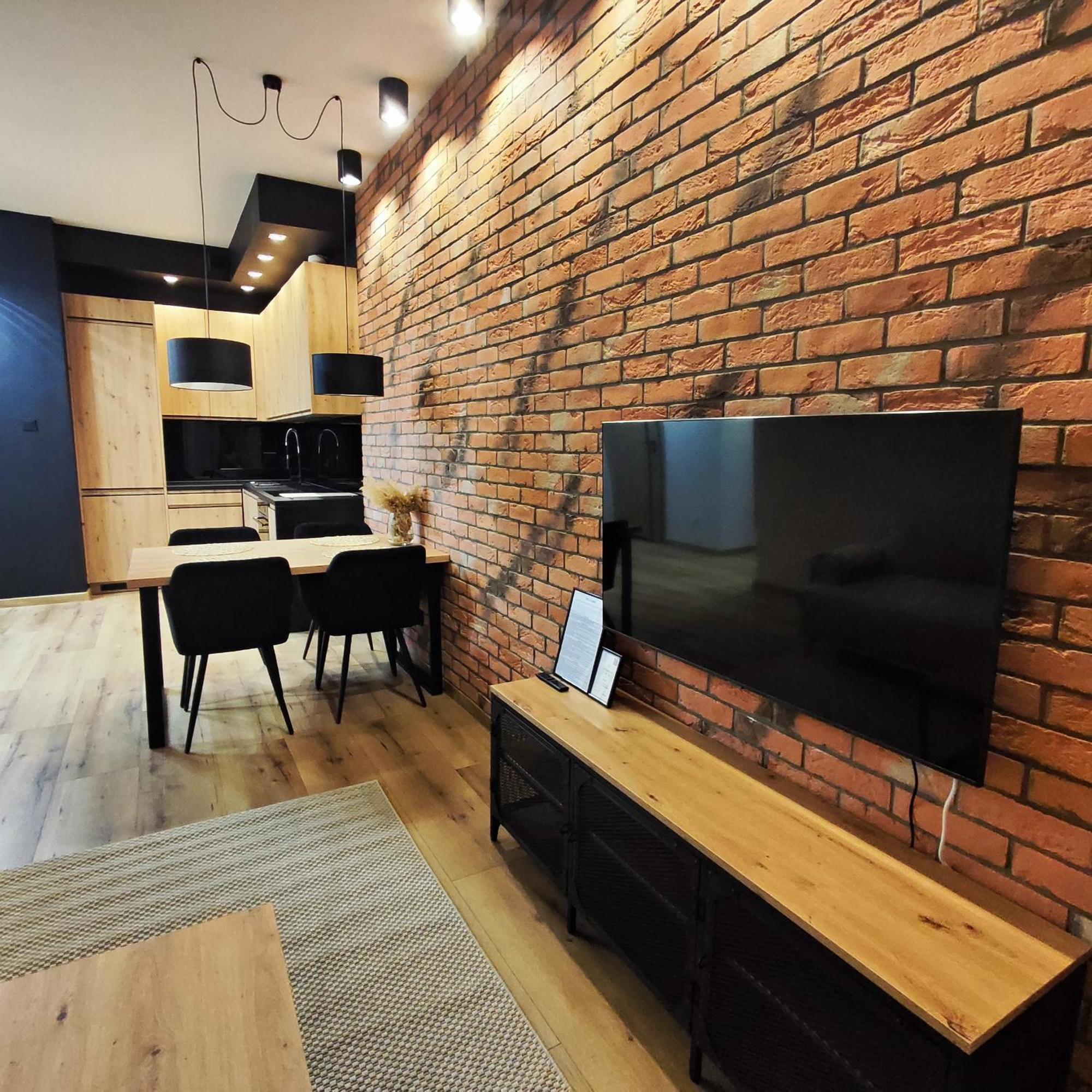 Asti Apartamenty Centrum Stargard ستارغارت ستاتشينسكي المظهر الخارجي الصورة