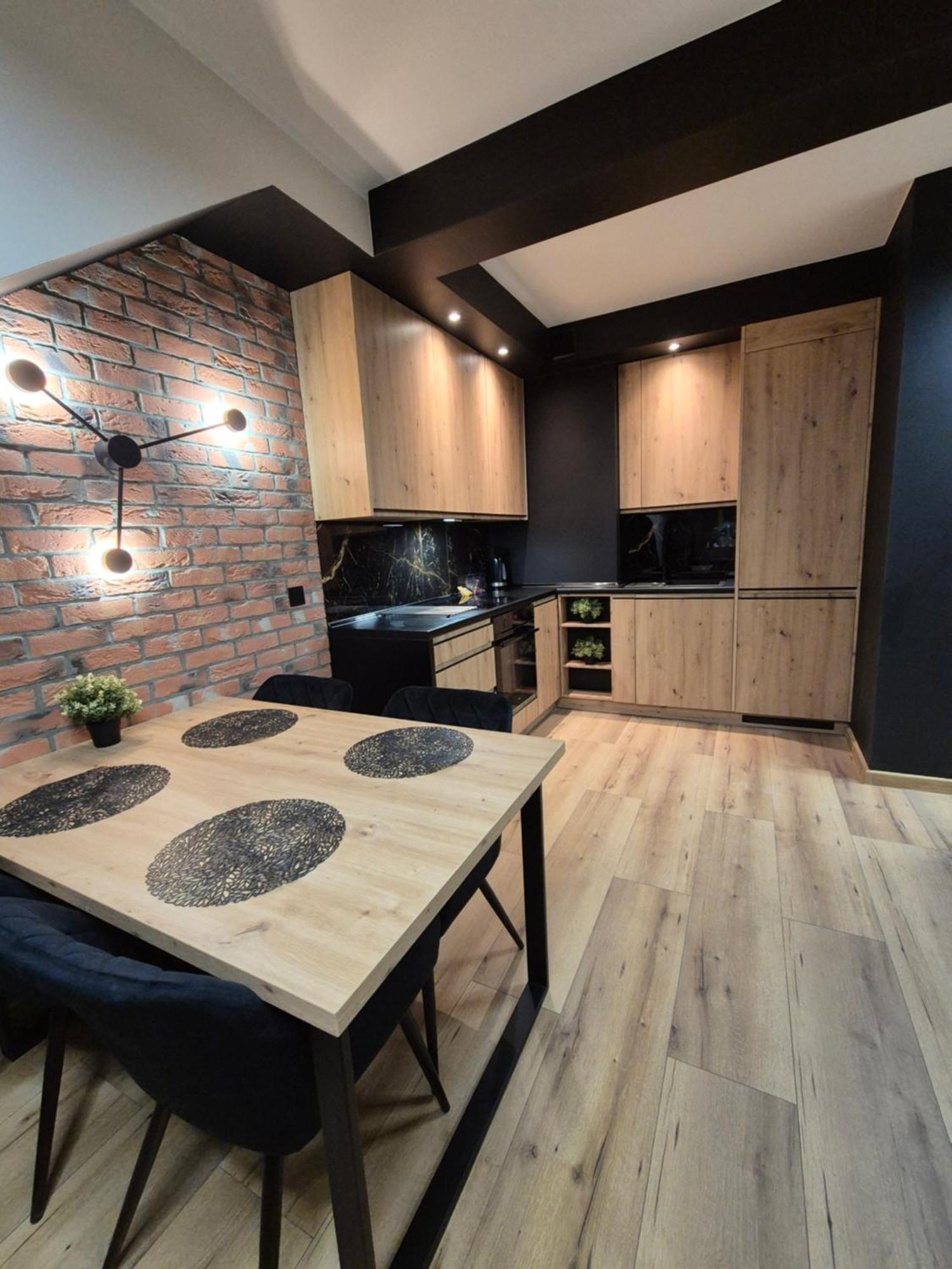 Asti Apartamenty Centrum Stargard ستارغارت ستاتشينسكي المظهر الخارجي الصورة