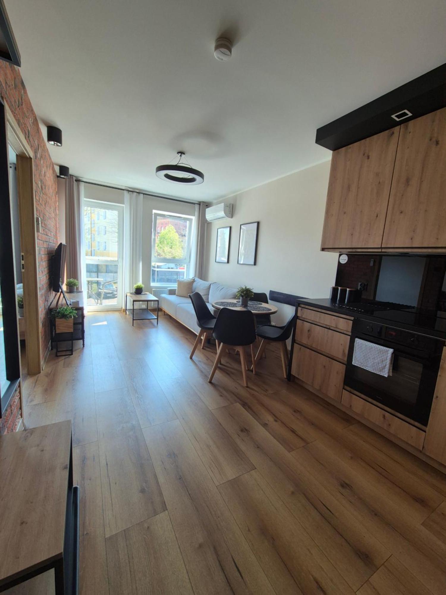 Asti Apartamenty Centrum Stargard ستارغارت ستاتشينسكي المظهر الخارجي الصورة