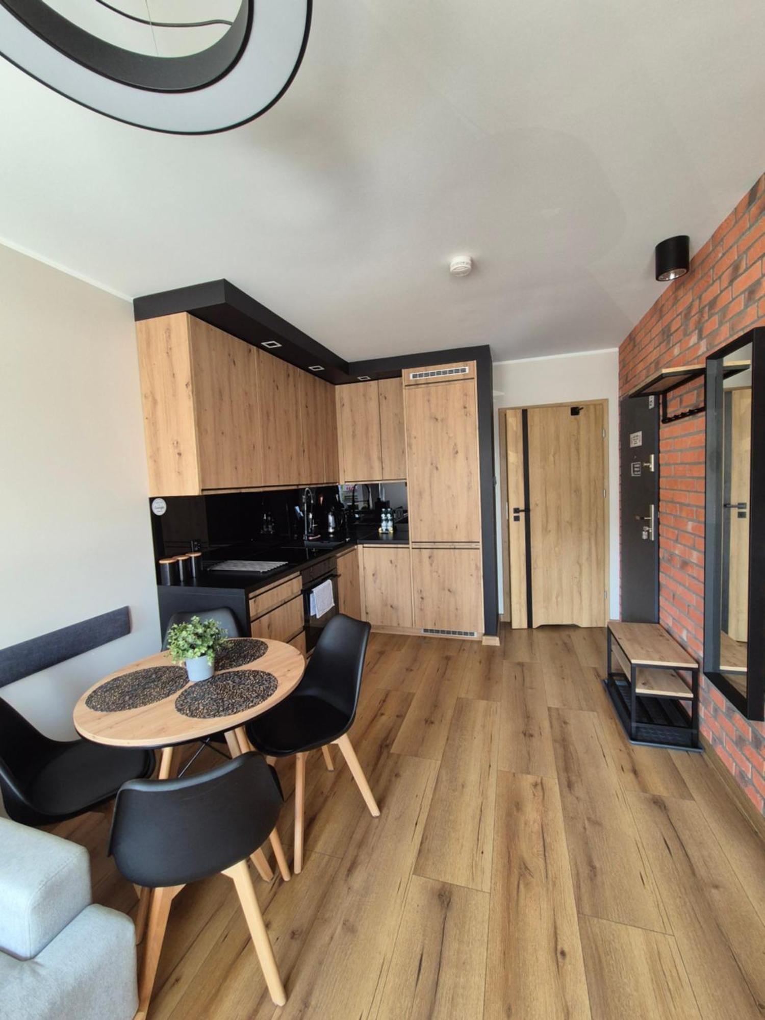 Asti Apartamenty Centrum Stargard ستارغارت ستاتشينسكي المظهر الخارجي الصورة